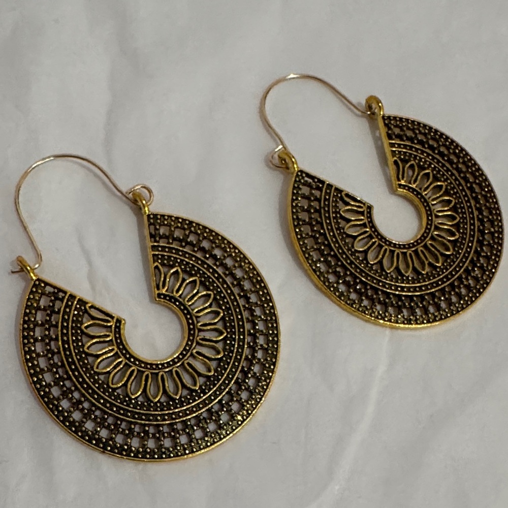 Gold-Tone Embossed Detail Design Circular Bohemian Hoop Earrings